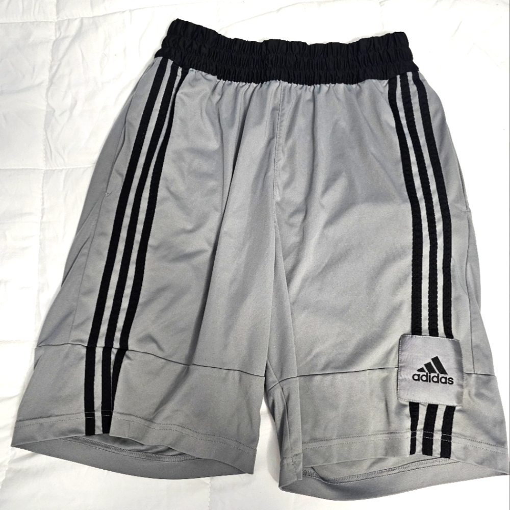 Adidas Shorts Medium